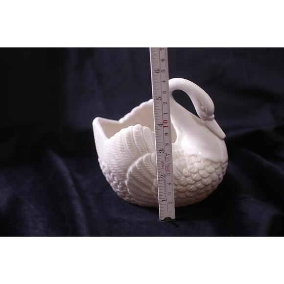 White Swan, Small Planter, Indoor Garden, Bird Figure, Decor, ~ 250729-WH 1338 - Picture 3 of 4